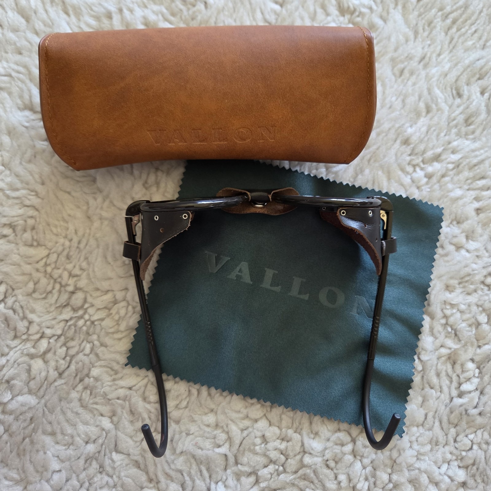 Vallon Heron Mountain Sunglasses Side Shield Unisex Brown — image 8 of 8